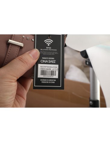 Billetera - ONA SAEZ