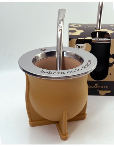 Mate con bombilla grabada - QUO