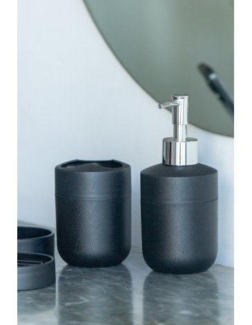 Trío dinámico BLACKWHITE - QUO