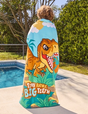Toallon con Bolso Microfibra 70x130cm JURASSIC WORLD PIÑATA