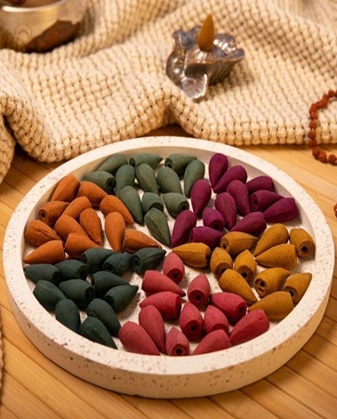 Conos cascadas por 100 uniddaes AROMANZA