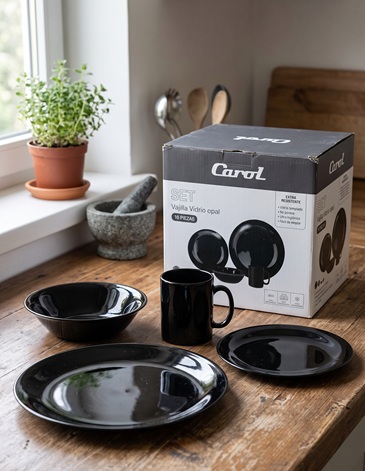 Juego de vajilla 16 piezas  Platos Tazas Bowls CAROL
