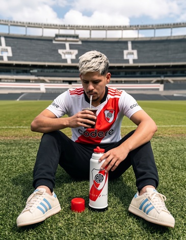 TERMO MATE JOVEN RIVER PLATE 1000 Ml LUMILAGRO
