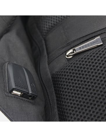 Mochila Antirobo 19'' - UNICROSS